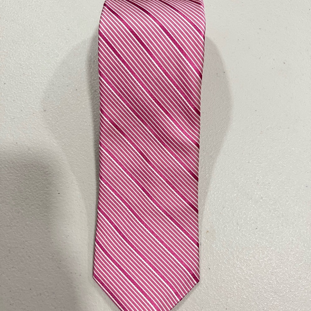 Nordstrom Men's PINK TIE Classic Diagonal Pattern for career shirts/suits/blazer